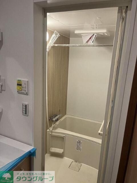 バス・シャワールーム　※同建物別室設備施工例　現況優先