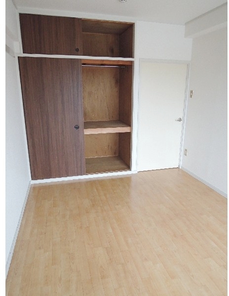 収納　お荷物の多い方でも安心のクローゼット付き♪