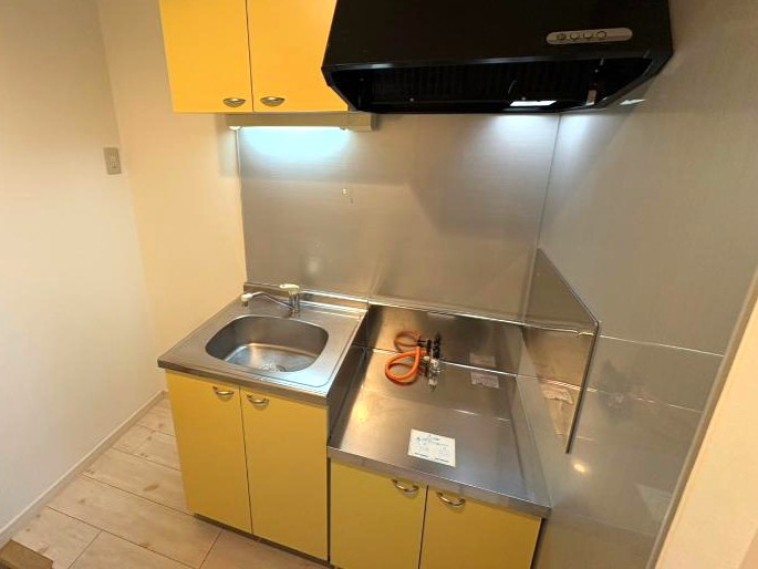 キッチン　※現況優先・他号室写真使用