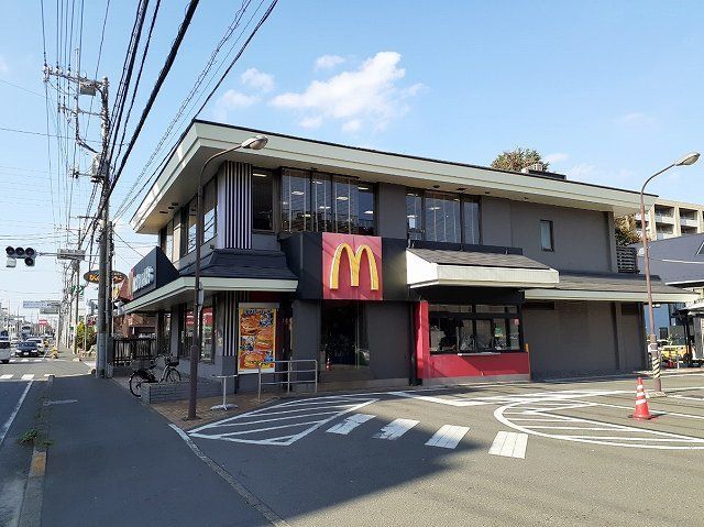 飲食店　マクドナルド新所沢店（飲食店）まで350m