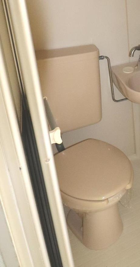 トイレ　トイレ（写真は102号室）