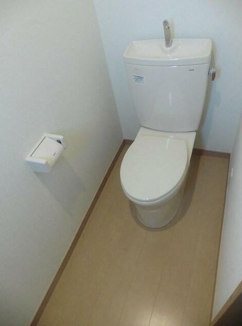 トイレ　清潔感のある水回り♪