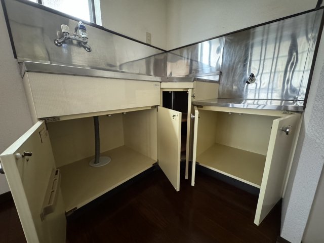 収納　※写真は他号室です
