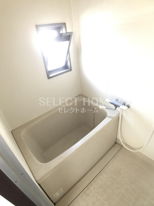 バス・シャワールーム　日々の疲れを癒すお風呂付です