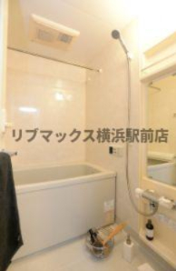 バス・シャワールーム　小物等は付帯しません