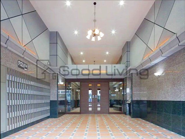 エントランス　開放的なエントランス