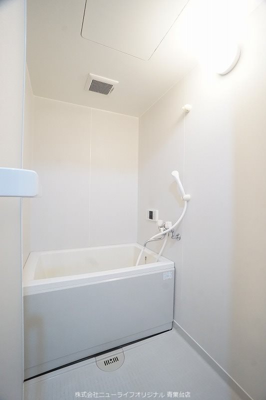 バス・シャワールーム　清潔感のある浴室♪