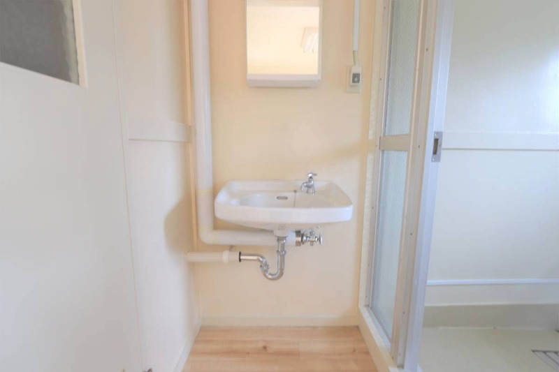 洗面設備　洗面台付きです！