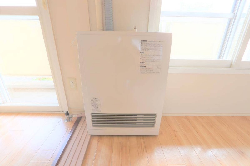 その他設備　都市ガスストーブ付きです！