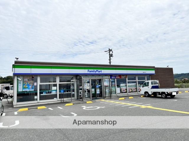 コンビニ　ファミリーマート鳥取浜村店（コンビニ）まで1235m