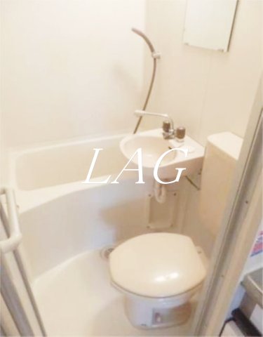 バス・シャワールーム　お風呂です。