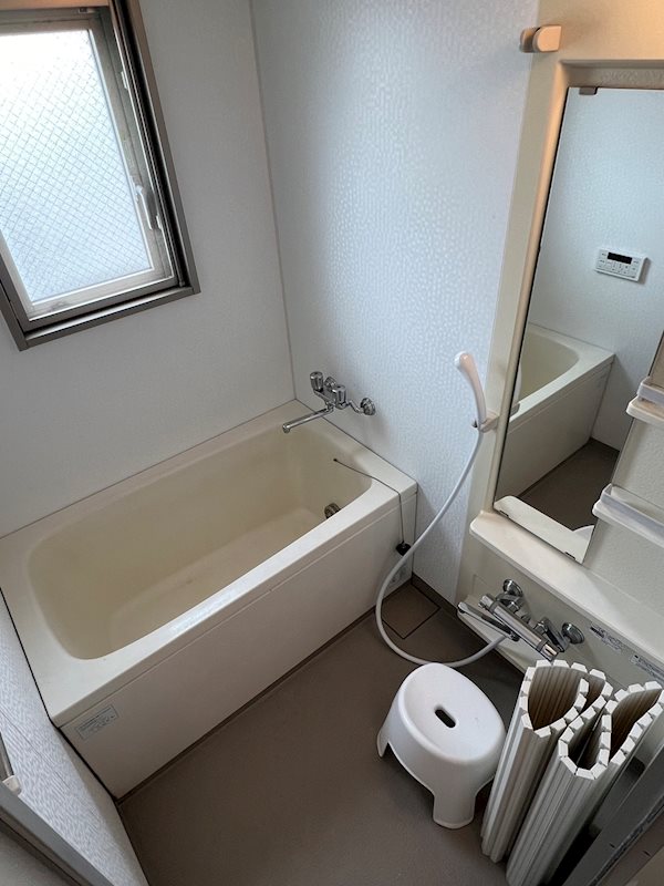 バス・シャワールーム　※同タイプの間取りの写真です。現状を優先します。