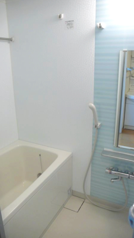 バス・シャワールーム　※別部屋参考写真