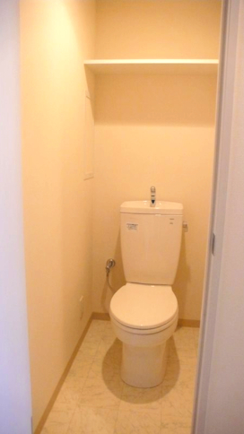 トイレ　別部屋参考写真