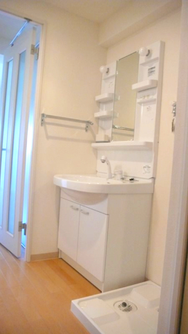 洗面設備　別部屋参考写真