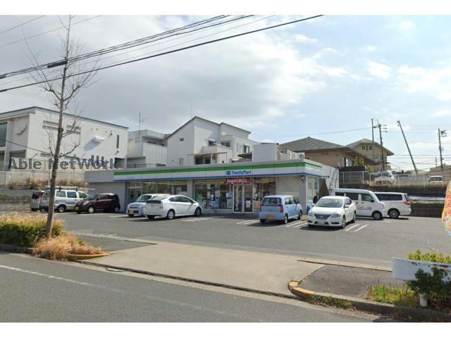 コンビニ　ファミリーマート天白こうのす店（コンビニ）まで1074m