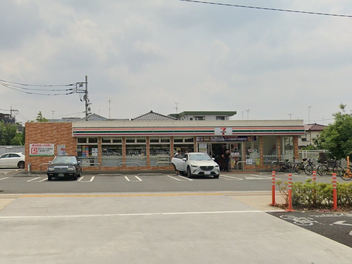 コンビニ　セブンイレブン 三鷹武蔵境通り店（コンビニ）まで207m