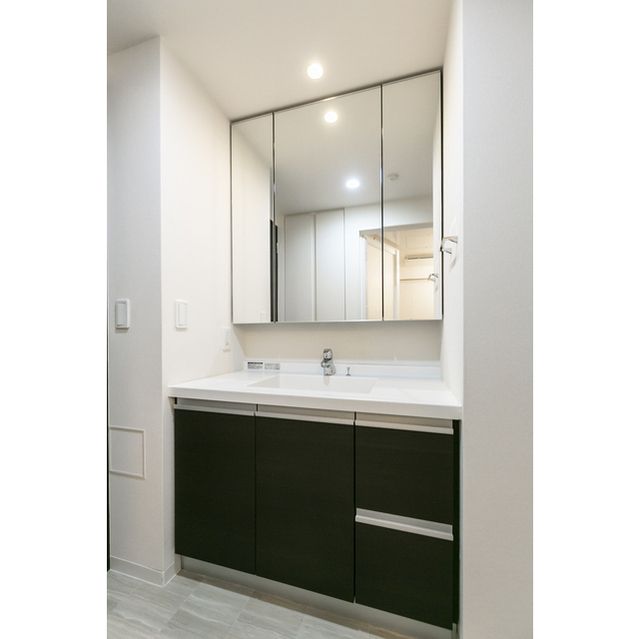 洗面設備　※同じタイプ別号室参考写真