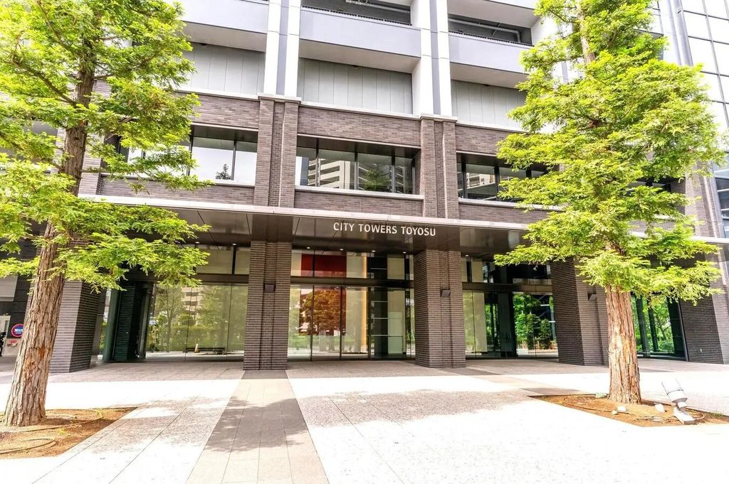 エントランス　メインエントランス