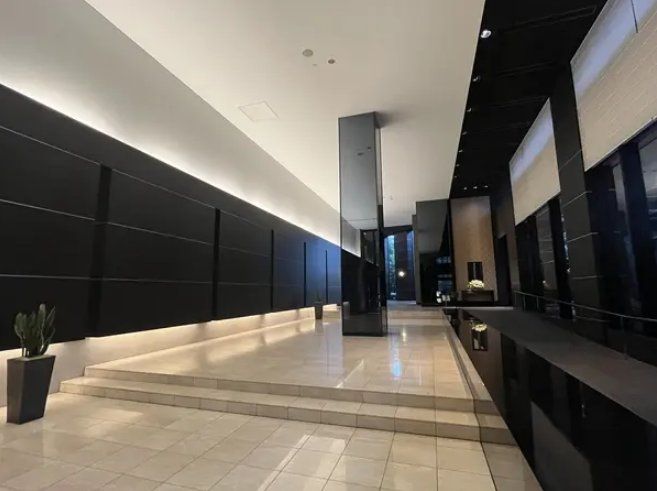 エントランス　グランドエントランス