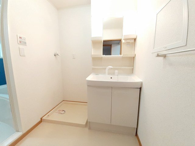 洗面設備　広い洗面スペース