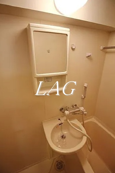 洗面設備　洗面台です。