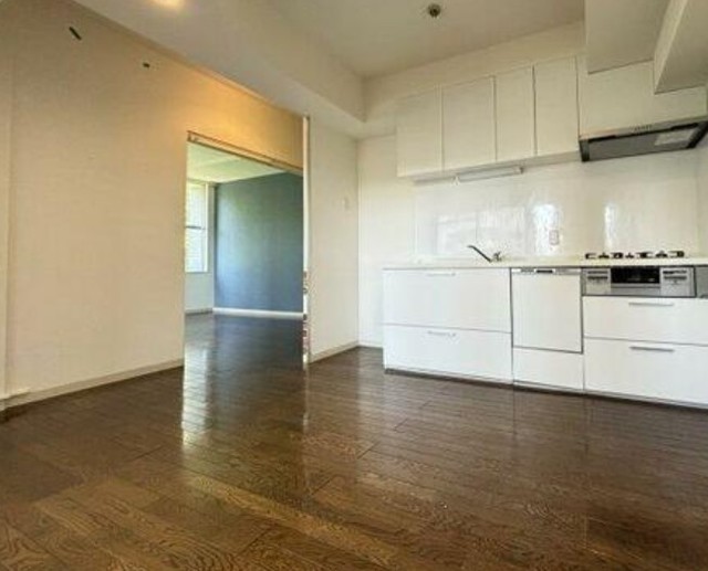 居室・リビング　別部屋参考写真です。