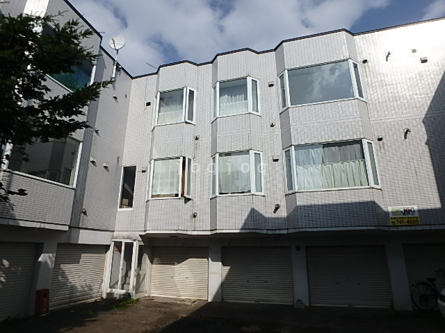 建物外観　フリーダムバーズＮ１４