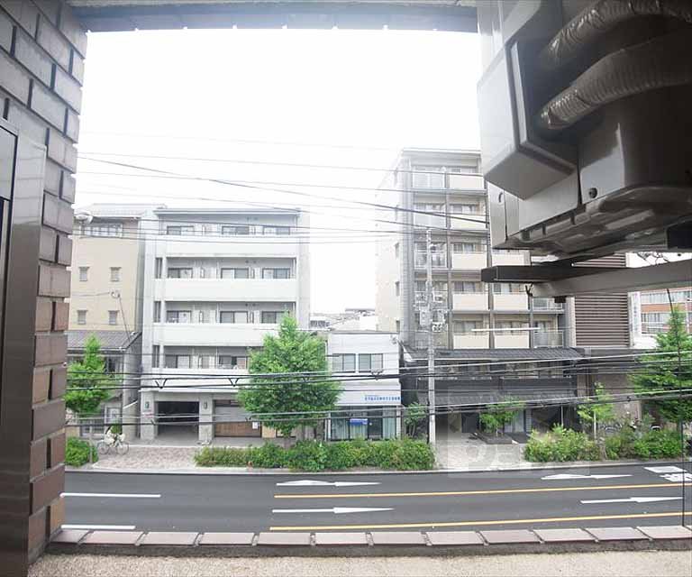 眺望　目の前が道路なので、眺めを遮る物がありませんよ