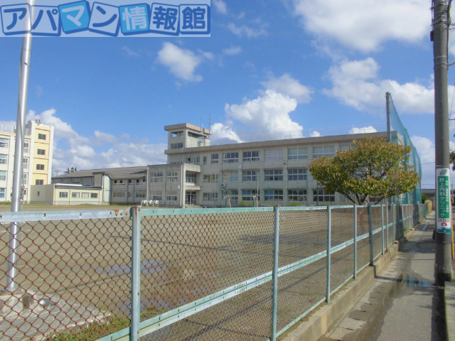 小学校　新潟市立結小学校（小学校）まで713m