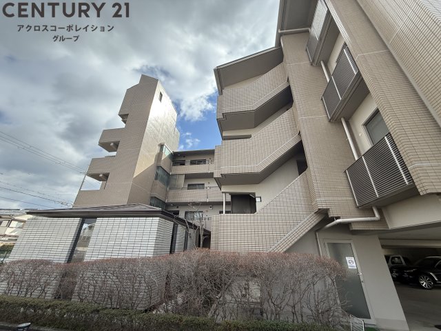 建物外観　オートロック付き