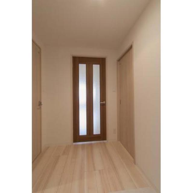 玄関　※写真は同タイプ住戸です。