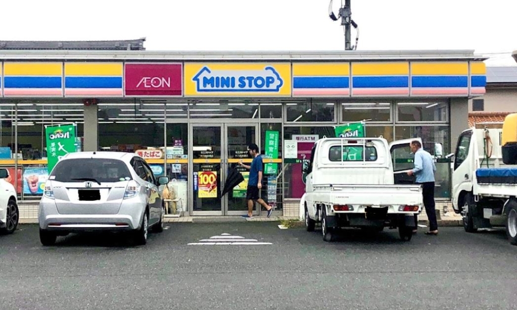 コンビニ　ミニストップ 大刀洗本郷店（コンビニ）まで732m