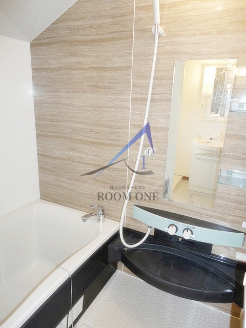 バス・シャワールーム　お風呂です。