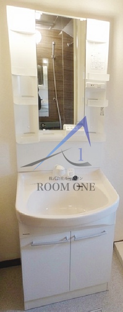 洗面設備　洗面台です。