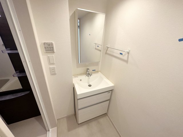 洗面設備　独立洗面化粧台付き☆