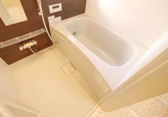 バス・シャワールーム　追焚機能と浴室乾燥機付