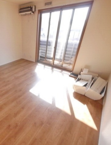 居室・リビング　お部屋はこんな感じです。