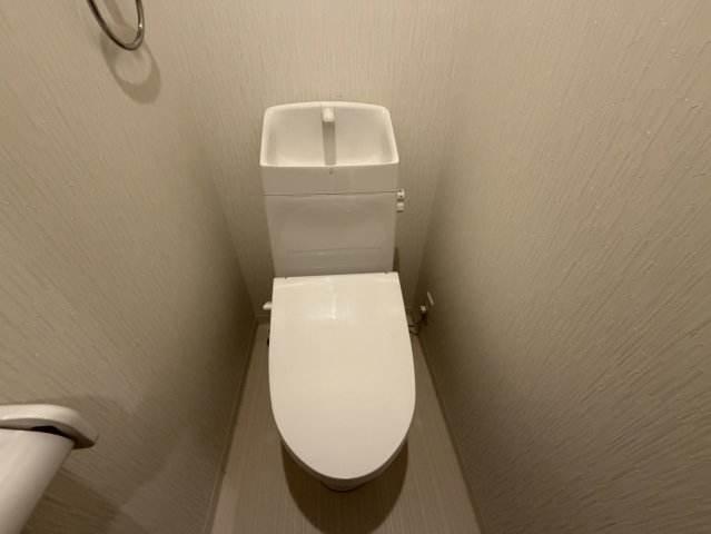 トイレ　コンパクトで使いやすいトイレです
