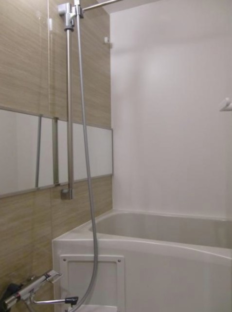 バス・シャワールーム　バスルーム