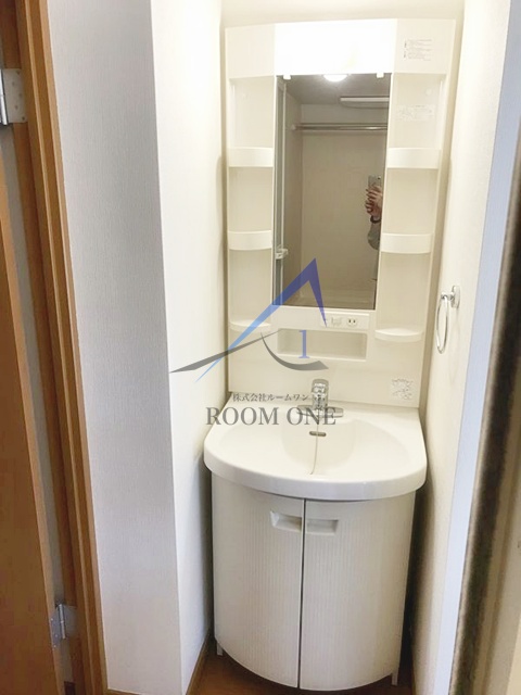 洗面設備　洗面台です。