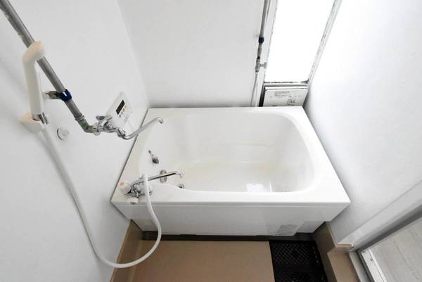 バス・シャワールーム　ビレッジハウスの同一物件・同一タイプの間取りの写真です