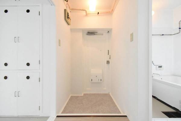 玄関　ビレッジハウスの同一物件・同一タイプの間取りの写真です
