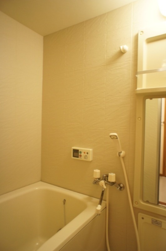 バス・シャワールーム　図面と現状に相違がある場合には現状を優先