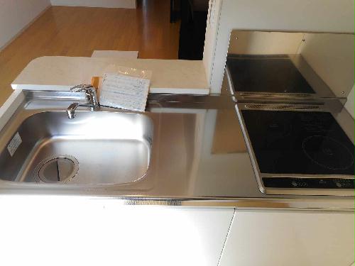 キッチン　仕様、設備は現況と異なる場合があります。