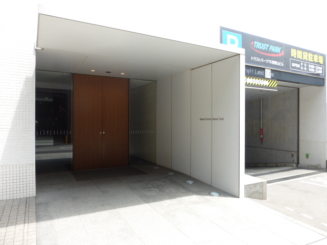 エントランス　エントランス