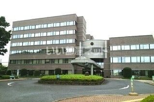 役所　鶴ヶ島市役所（役所）まで194m