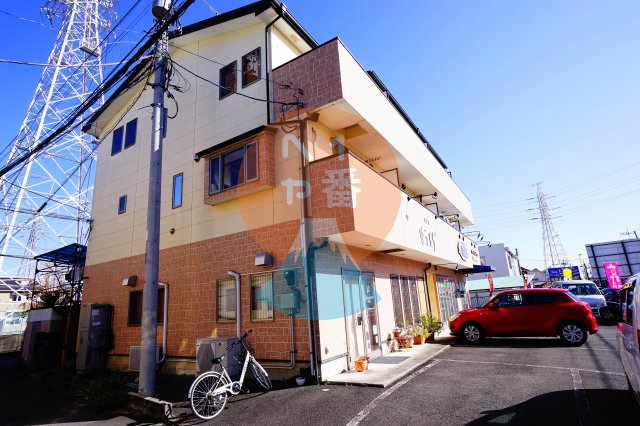 建物外観　五百羅漢アパートメントの外観です。