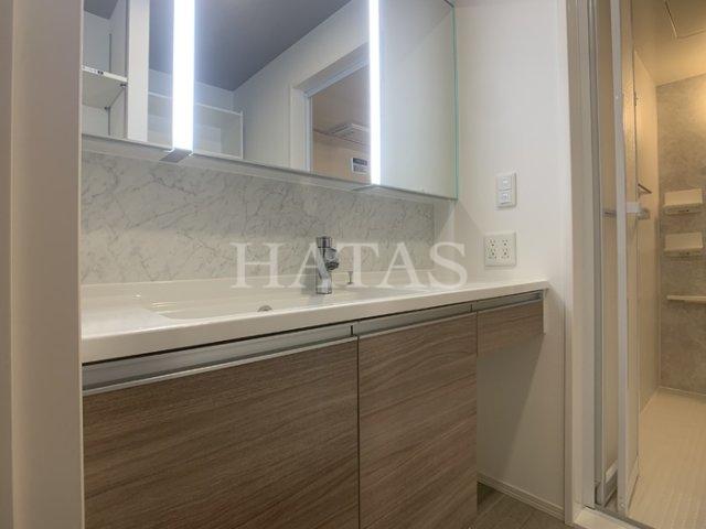 洗面設備　同型タイプのお写真です。実際のお部屋とは異なります。