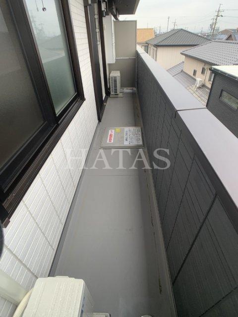 玄関　同型タイプのお写真です。実際のお部屋とは異なります。